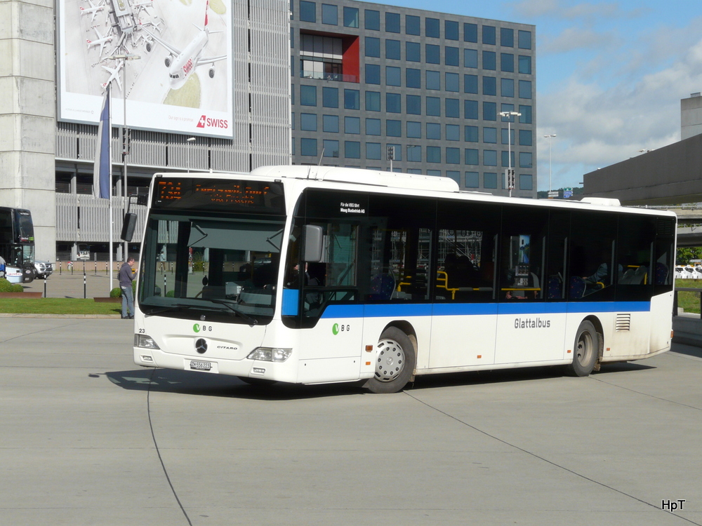 Glattalbus - Mercedes Citaro  Nr.23  ZH  556223 unterwegs auf der Linie 734 beim Flughafen Zrich am 17.10.2013