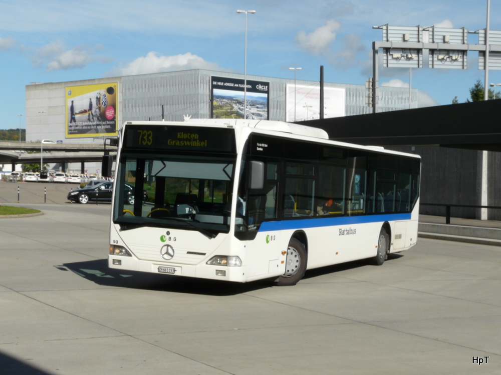 Glattalbus - Mercedes Citaro  Nr.93  ZH  661193 unterwegs auf der Linie 733 beim Flughafen Zrich am 17.10.2013