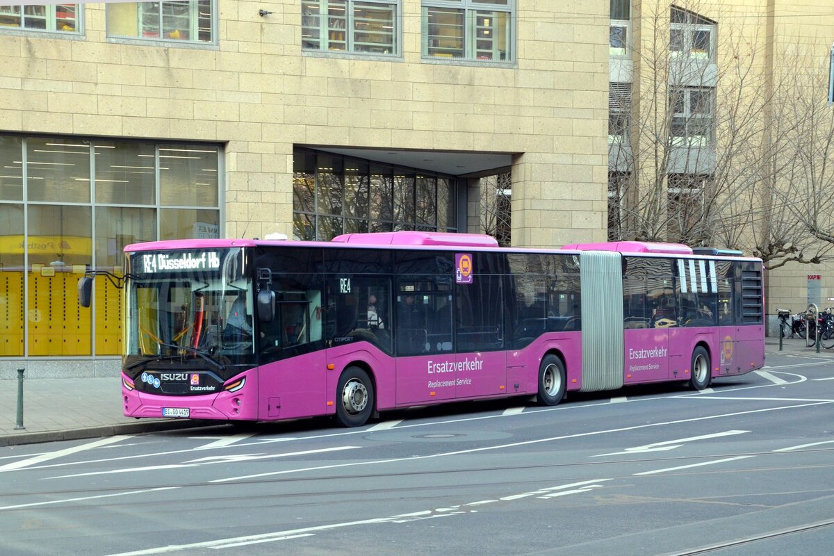 go.on
BI-GO 4419
SEV Linie RE4, Düsseldorf Hbf
Düsseldorf Hbf
18.02.2026