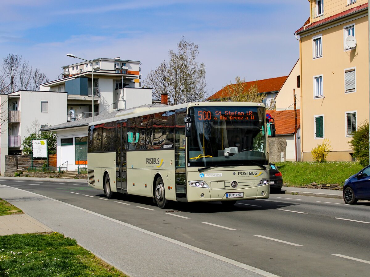 Graz. Am 07.04.2023 war der Postbus BD 14153 auf der Linie 500 nach St. Stefan unterwegs. Hier ist der Intouro in der Münzgrabenstraße zu sehen.