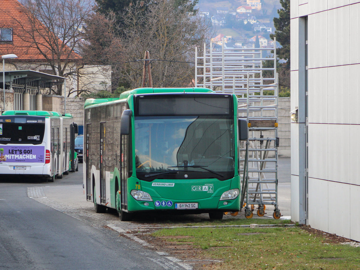 Graz. Am 08.03.2021 stand Wagen 78 der Graz Linien am Gelände des Buscenters Graz Kärtner Straße.