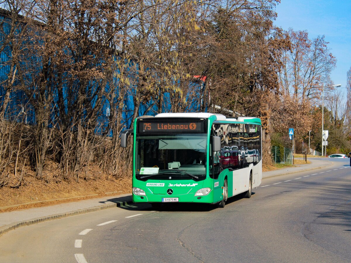 Graz. Am 22.02.2023 konnte ich einen Citaro 2 von Dr. Richard Steiermark als Linie 75 am Sternäckerweg in Fahrtrichtung Liebenau fotografieren.