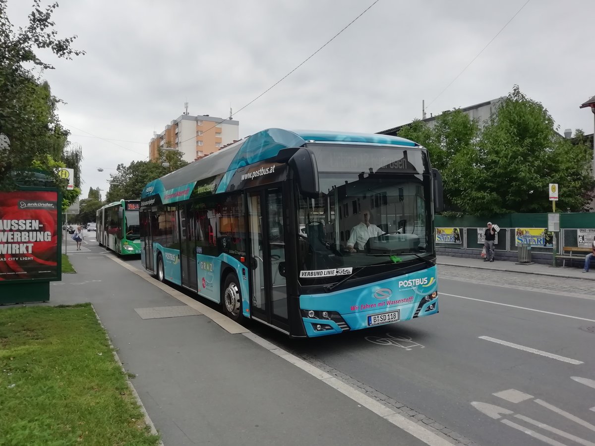 Graz. Am 22.08.2019 fuhr ein Solaris Urbino 12 HYDROGEN auf
der Linie 34, hier bei der Haltestelle Fliedergasse. 