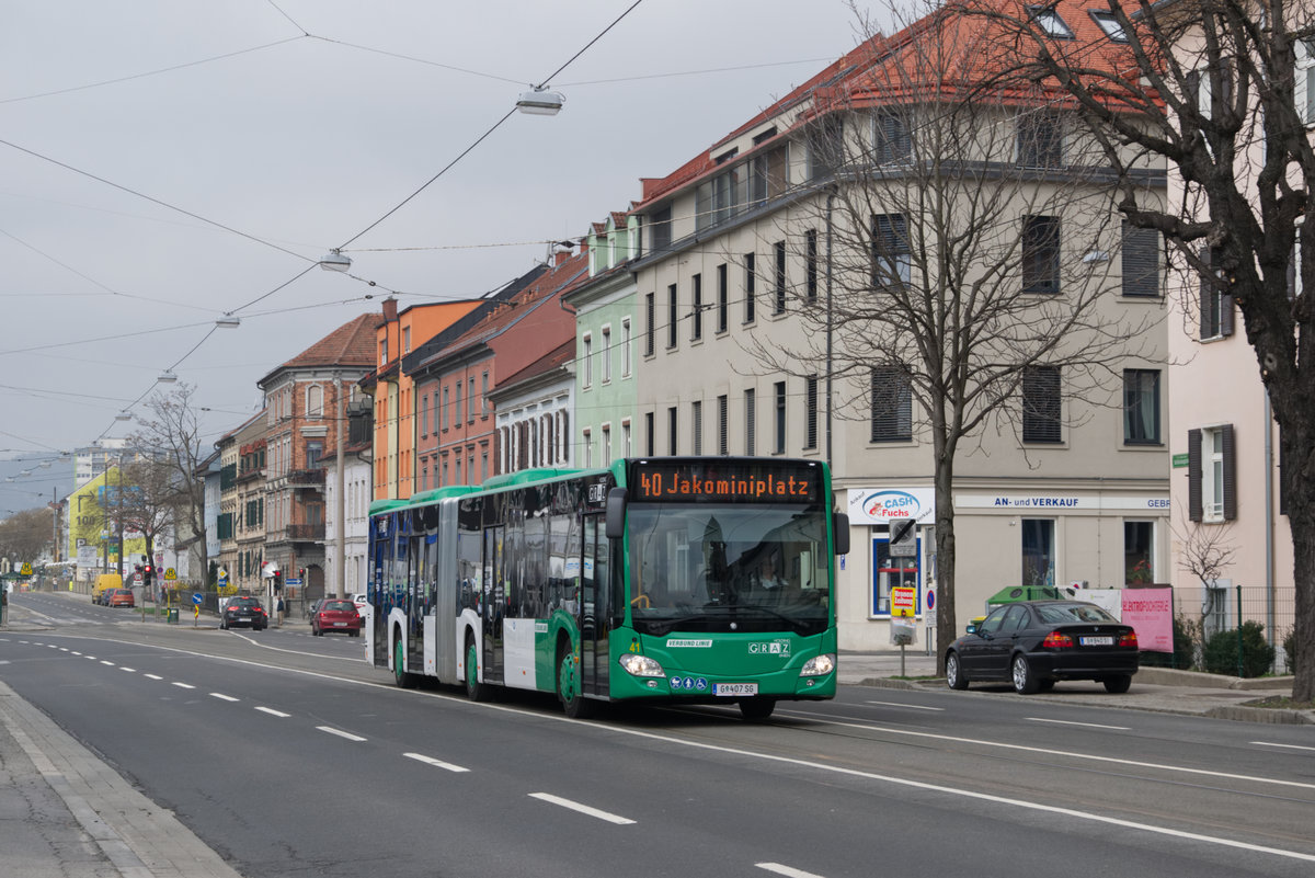 Graz, Aufgrund des Halbmarathons mussten am 08.04.2018 die Autobuslinien 31E, 32, 39, 40, und 67E großräumig umgeleitet werden. Zusätzlich gab es zwischen Jakominiplatz und Puntigam einen SEV für die Straßenbahnlinie 5. Das Foto zeigt Graz Linien Citrao 2 G Euro 6 WN 41 als Linie 40 auf der Umleitungsstrecke am Schönaugürtel.