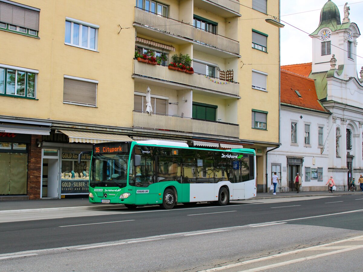 Graz. Der Dr. Richard Wagen 1080 steht hier am 31.05.2023 als Linie 35 am Griesplatz.