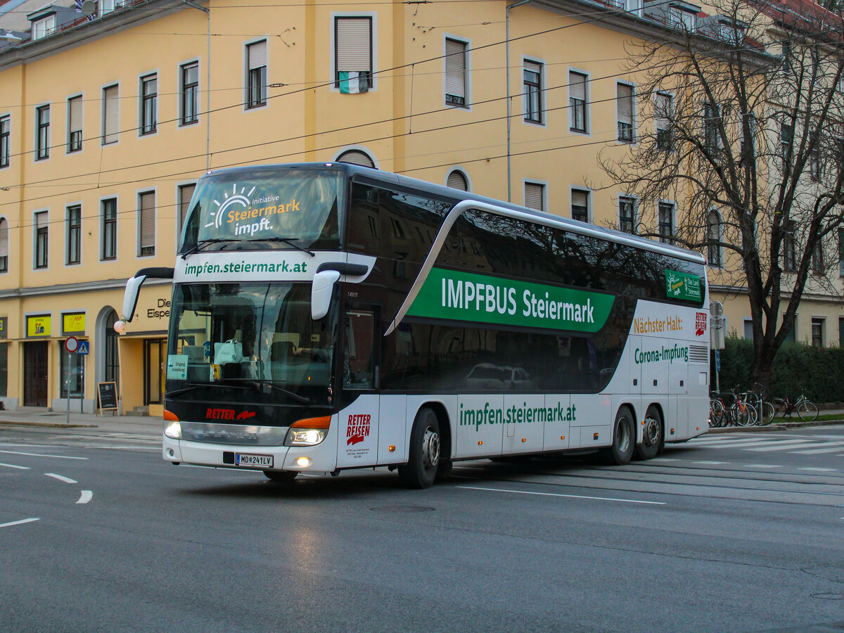 Graz. Im Sommer 2021 wurde die Initiative  Steiermark Impft!  ins leben gerufen. Parallel dazu, gingen bei Retter Reisen zwei Impfbusse für die Steiermark in Betrieb. Einer dieser Busse ist hier am 16.10.2021 am Jakominigürtel zu sehen