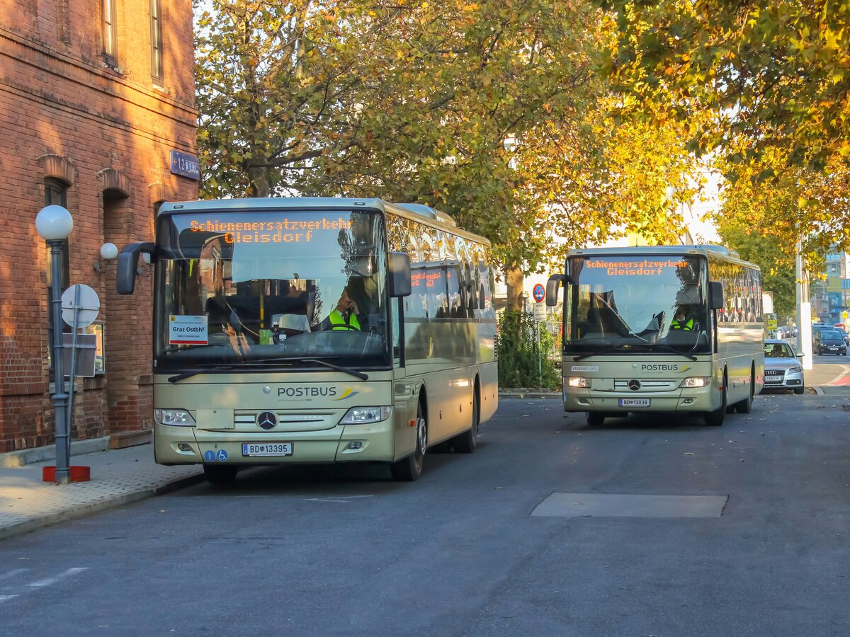 Graz. Während der Steirischen Herbstferien, fanden Bauarbeiten auf der Steirischen Ostbahn statt. Aus diesem Grund, richtete die ÖBB einen Schienenersatz zwischen Graz und Gleisdorf bzw. Weiz ein.
Zwei Mercedes Integro begegnen sich hier beim Ostbahnhof.