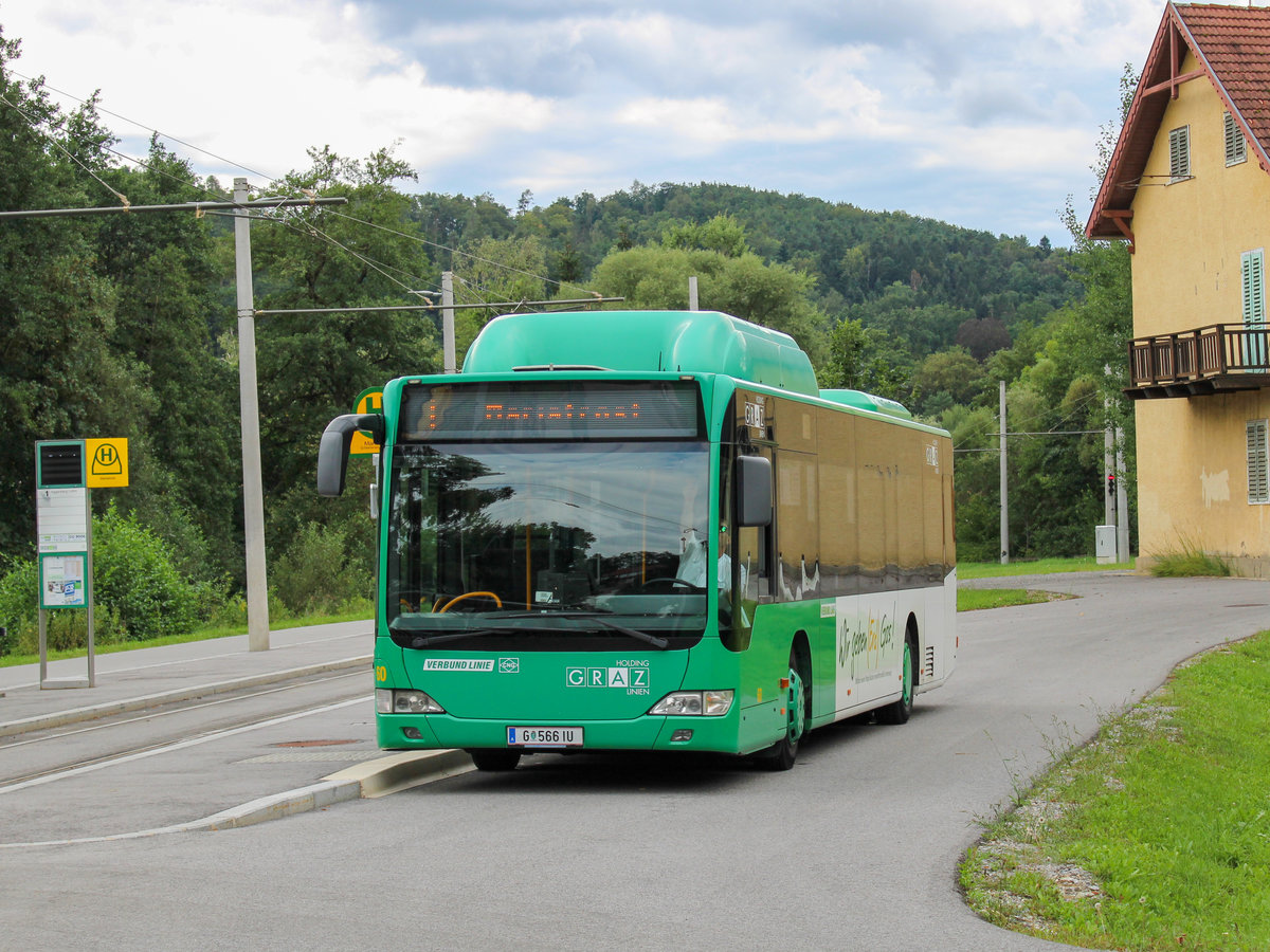 Graz. Wagen 60 der Graz Linien war am 23.08.2020 als SEV1 unterwegs, hier in Mariatrost.