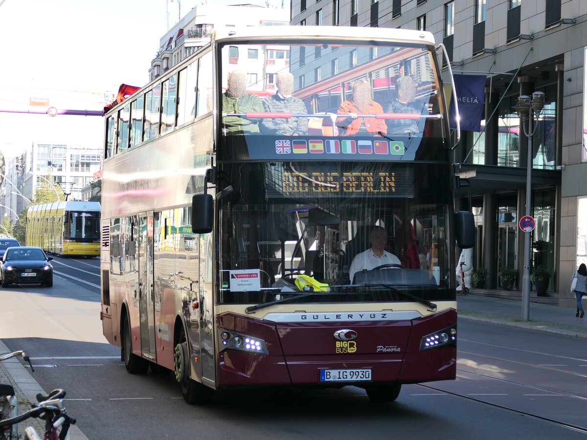 Güleryüz Cobra von Big Bus Berlin aus Deutschland in Berlin am 10.10.2021