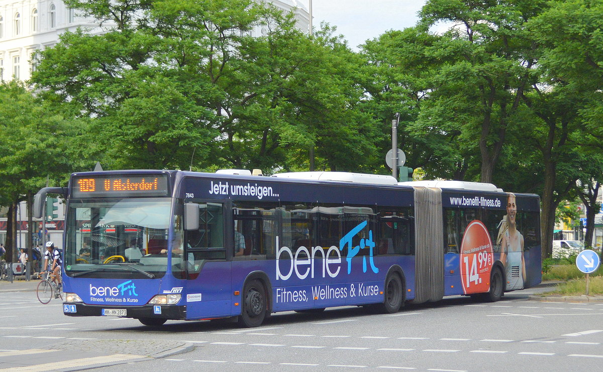 Hamburger Hochbahn AG mit einem MB Citaro Facelift G Wagen 7843 auf der Linie 109 am 18.06.19 Nähe ZOB Hamburg. 