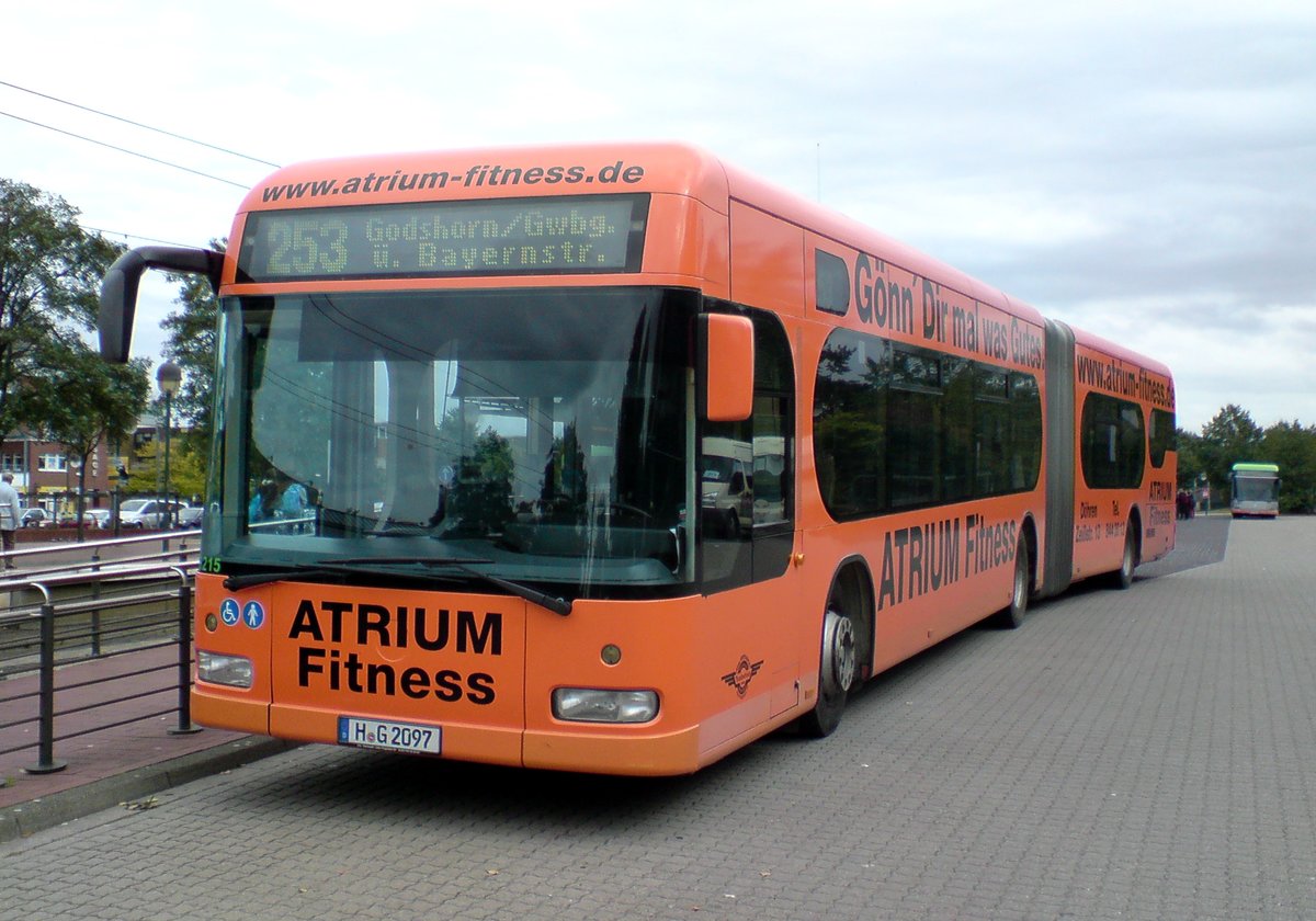 Hartmann Bus in Langenhagen mit Vollwerbung am 16.09.2013
