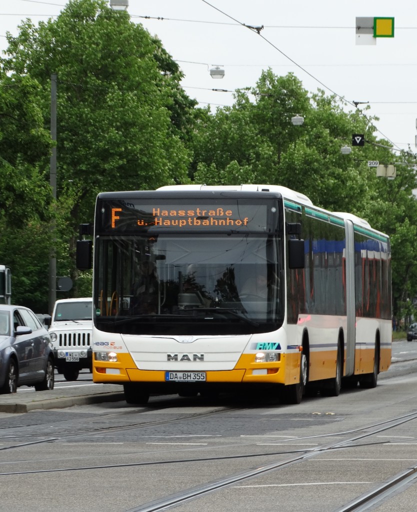 HEAG mobiBus MAN Lions City G am 16.05.15 in Darmstadt. Diese sind die neuesten Busse in Darmstadt ung. 2 Monate erst im Einsatz
