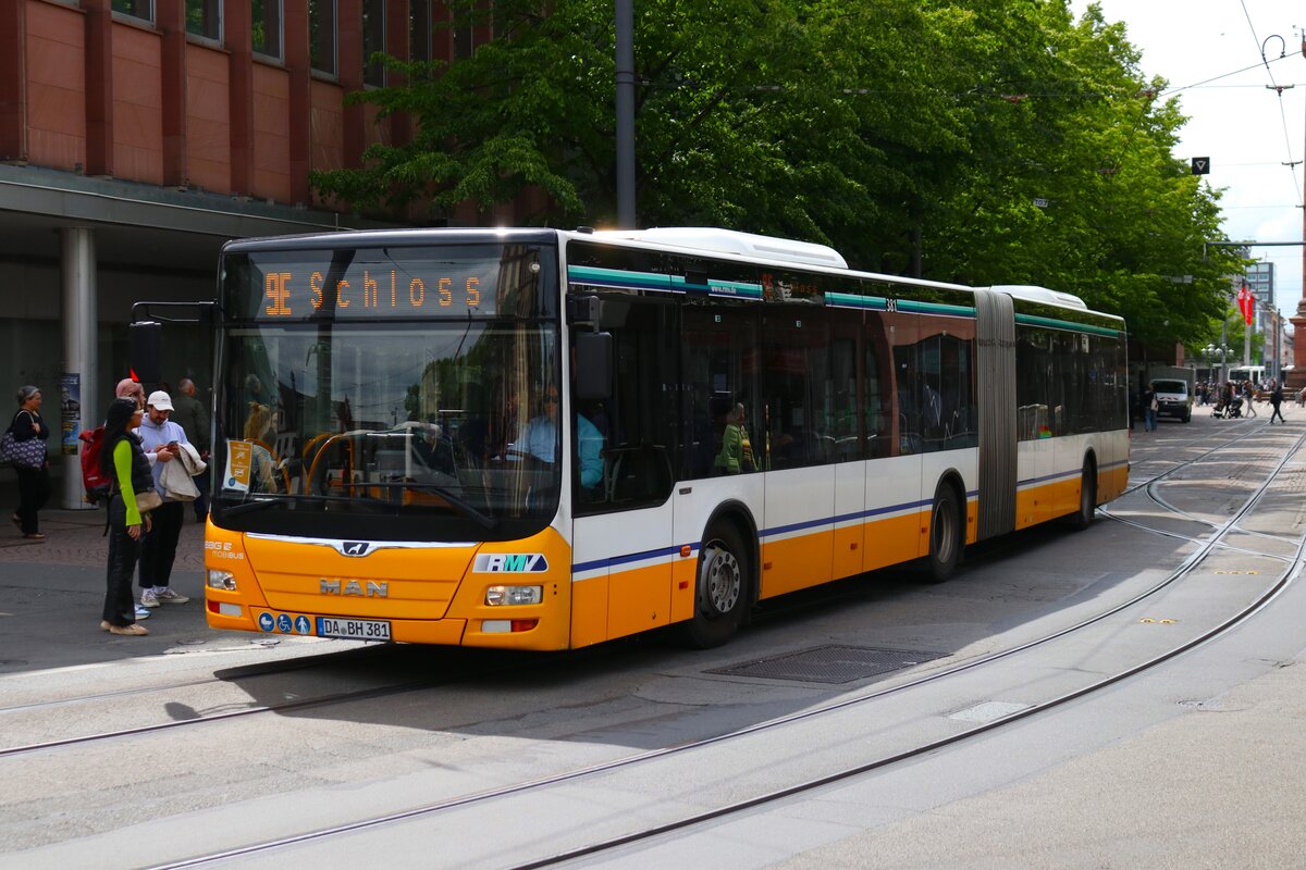 HEAG mobilo MAN Lions City G Wagen 381 am 04.05.24 in Darmstadt Innenstadt