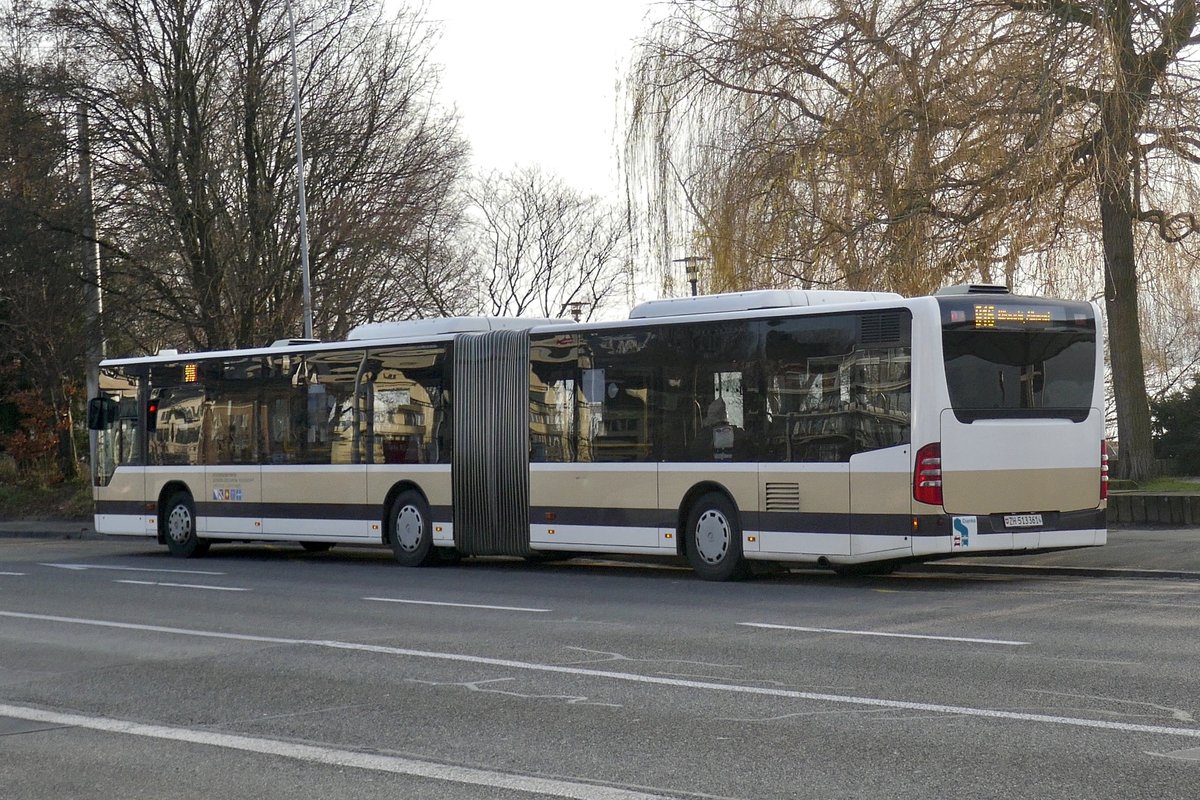 Heck des Citaro Facelift G Nr. 61 des AZZK am 30.12.19 beim Bahnhof Tiefenbrunnen.