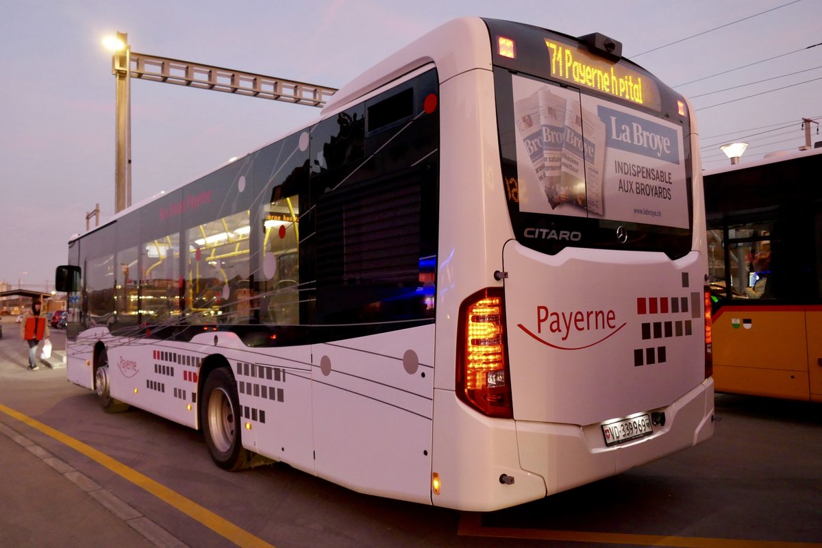 Heck des MB C2 K vom Ortsbus Payerne am 13.2.19 beim Bahnhof Payerne.