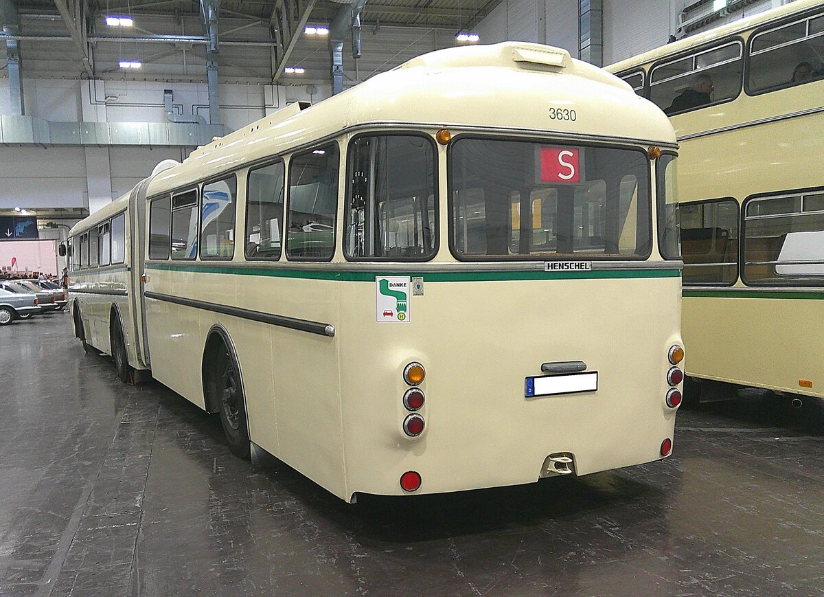 Heckansicht des Henschel HS160 OSL aus dem Jahr 1962. Retro-Classics Essen am 09.04.2026.