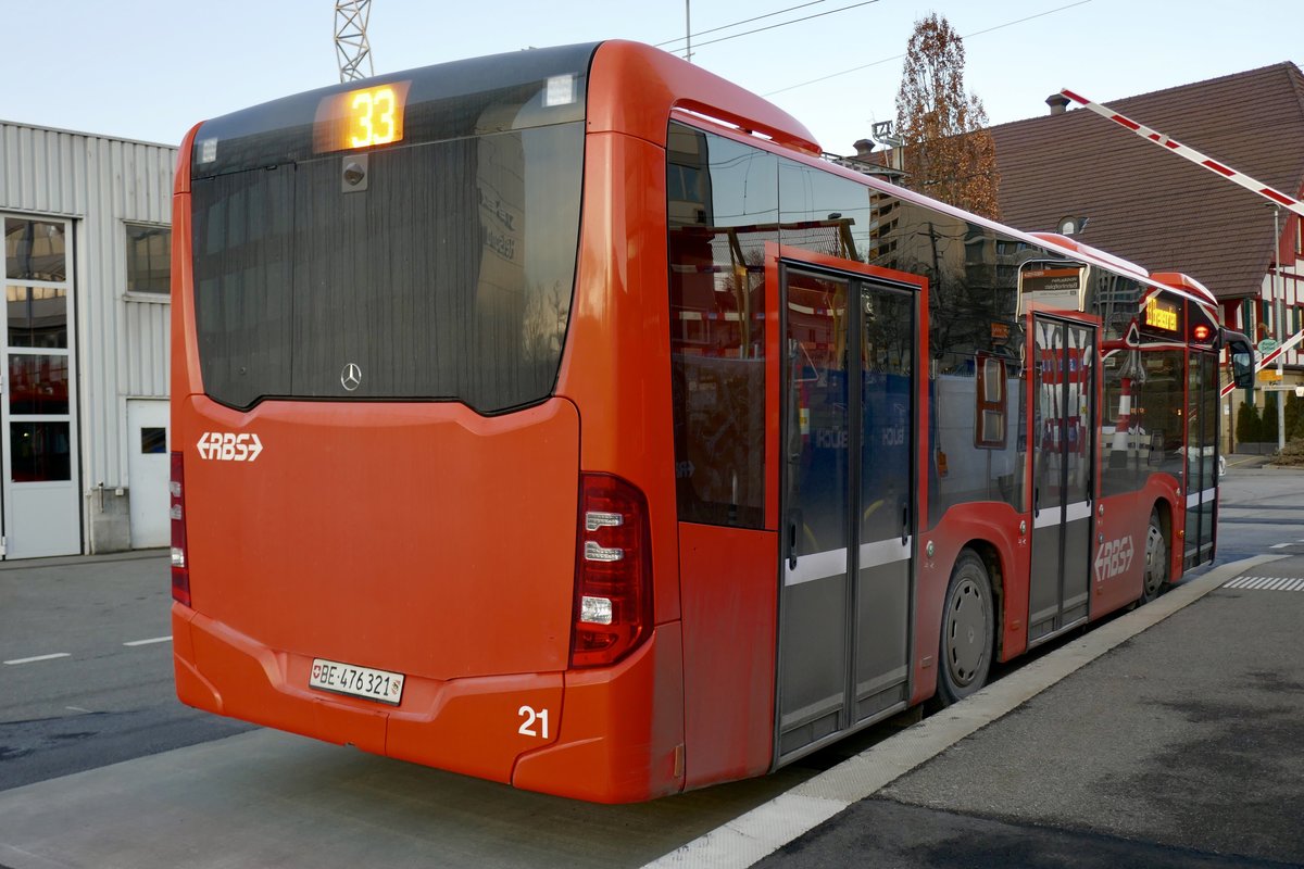 Heckansicht des MB C2 K 21 der RBS am 12.9.19 beim Bahnhof Worblaufem.