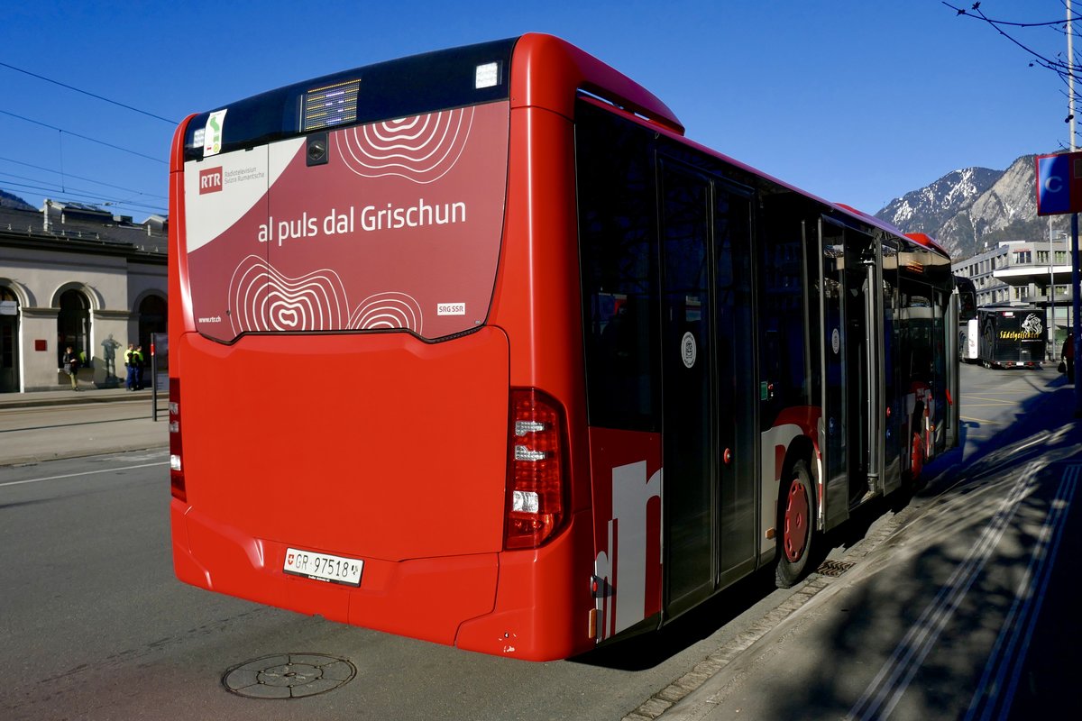 Heckansicht des MB C2 K vom Chur Bus am 16.2.19 beim Bahnhof Chur.