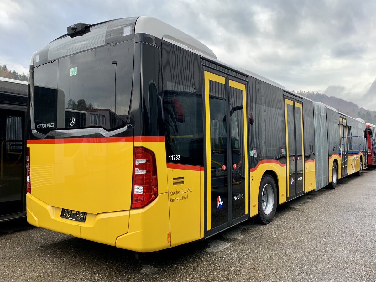 Heckansicht des neuen MB C2 G '11732' für den PU Steffen Bus, Remetschwil am 13.11.21 bei Evobus Winterthur.