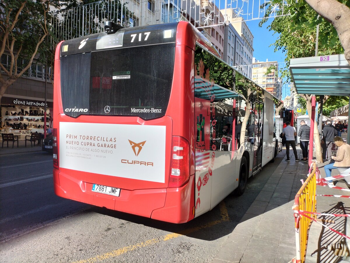 Heckansicht vom Wagen 717 der Firma Masatusa vom Typ MercedesBenz