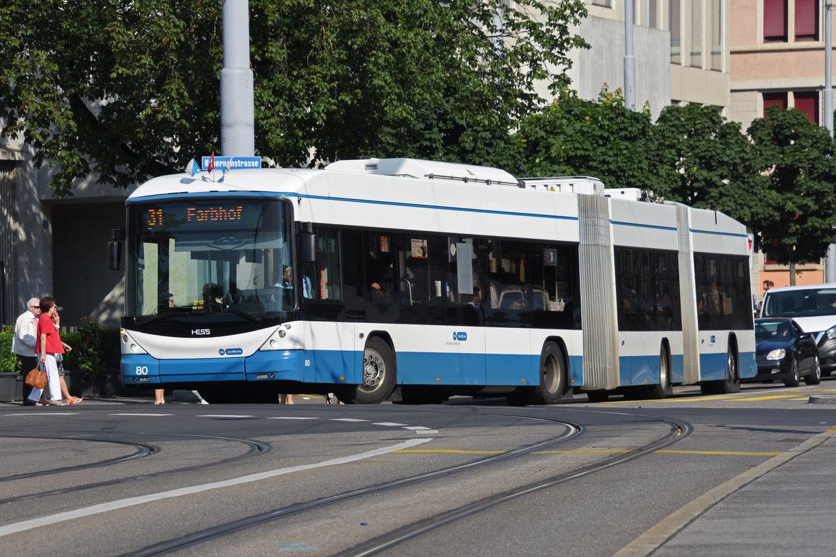 Hess Doppelgelenk Trolleybus Nr. 80, auf der Linie 31, fährt zur Haltestelle Sihlpost. Die Aufnahme stammt vom 05.07.2019.