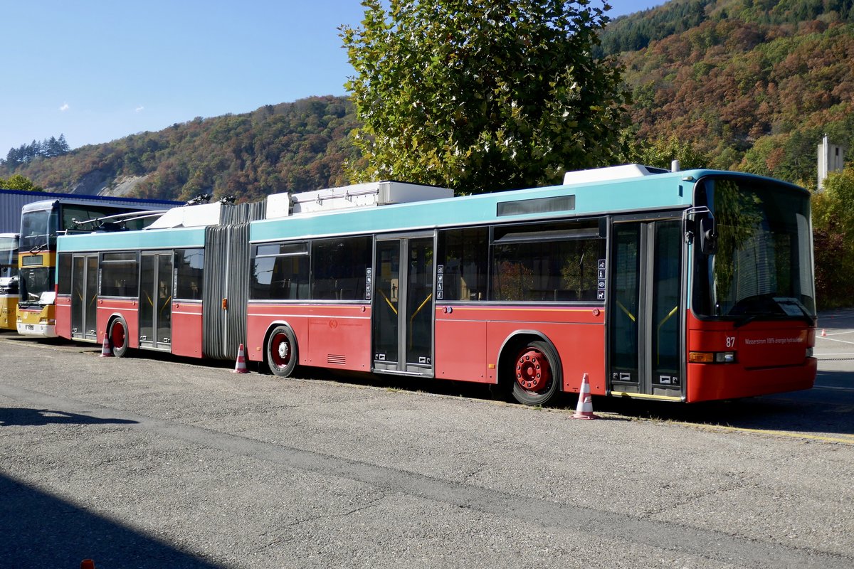 Hess Swisstrolley 2 ex VB Biel am 13.10.18 bei Rattin Bus in Biel abgestellt.