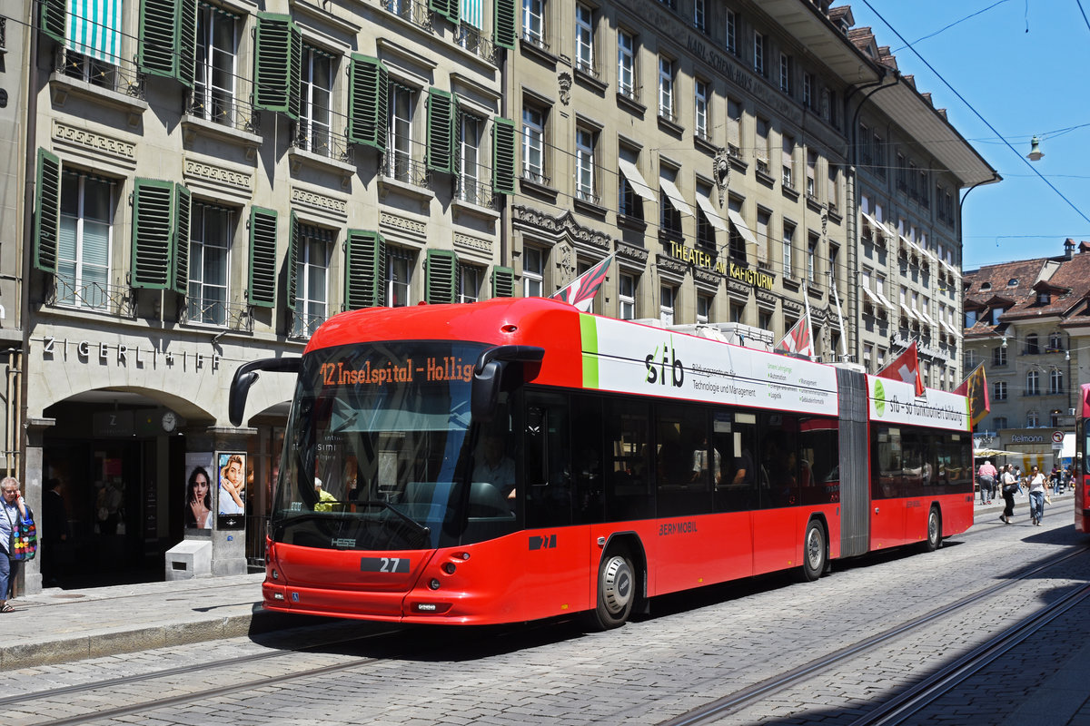 Hess Trolleybus 27, auf der Linie 12, bedient die Haltestelle Bärenplatz. Die Aufnahme stammt vom 24.06.2020.
