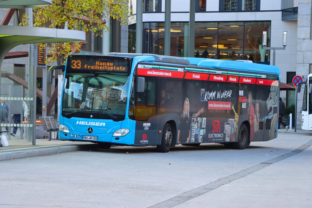 Heuser Bus Mercedes Benz Citaro 2 am 24.10.26 in Hanau Freiheitsplatz