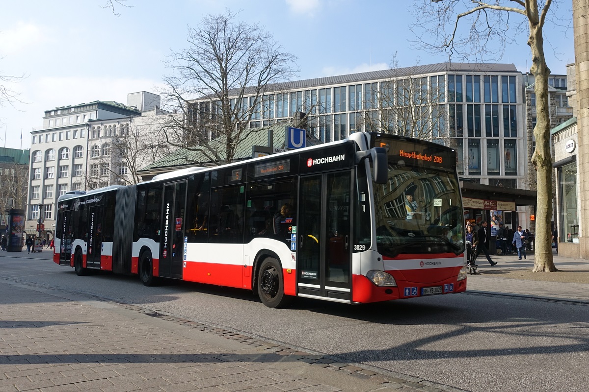 HHA 3829 (HH-YB 3829) Linie 5, am 29.3.2019 in der Mönckebergstr. / MB Citaro G “C2”, 4-türig, 3-achs. (EZ 2018) /