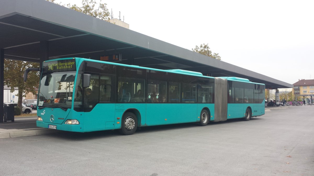 Hier ist der SÜW ZQ 96 von Striebig Deutschland auf der Buslinie 540 nach Bad Bergzabern Bahnhof unterwegs. Gesichtet am 31.10.2018 am Hauptbahnhof in Landau.
