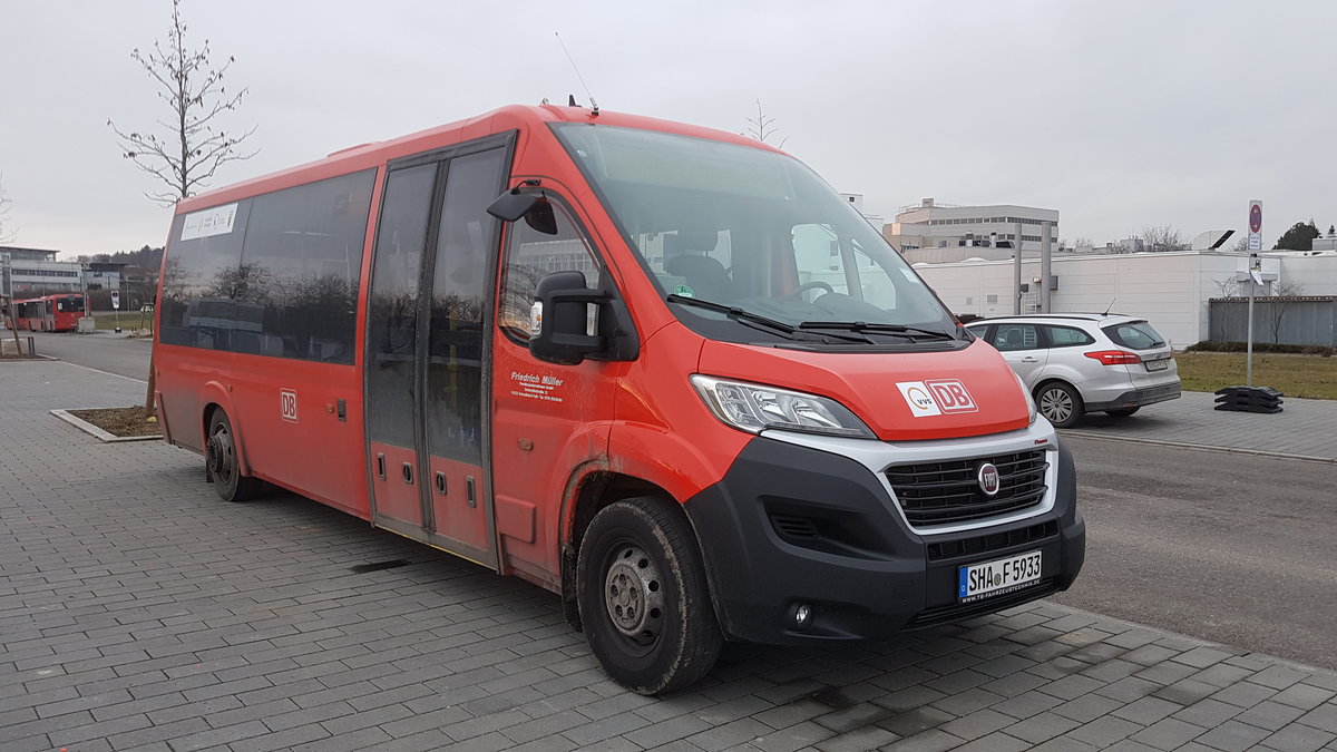 Hier wartet der SHA F 5933 von der FMO auf seinen nächsten Einsatz auf seiner Stammlinie 819. Fotografiert am 12.01.2020 am FMO Busparkplatz in Leinfelden.