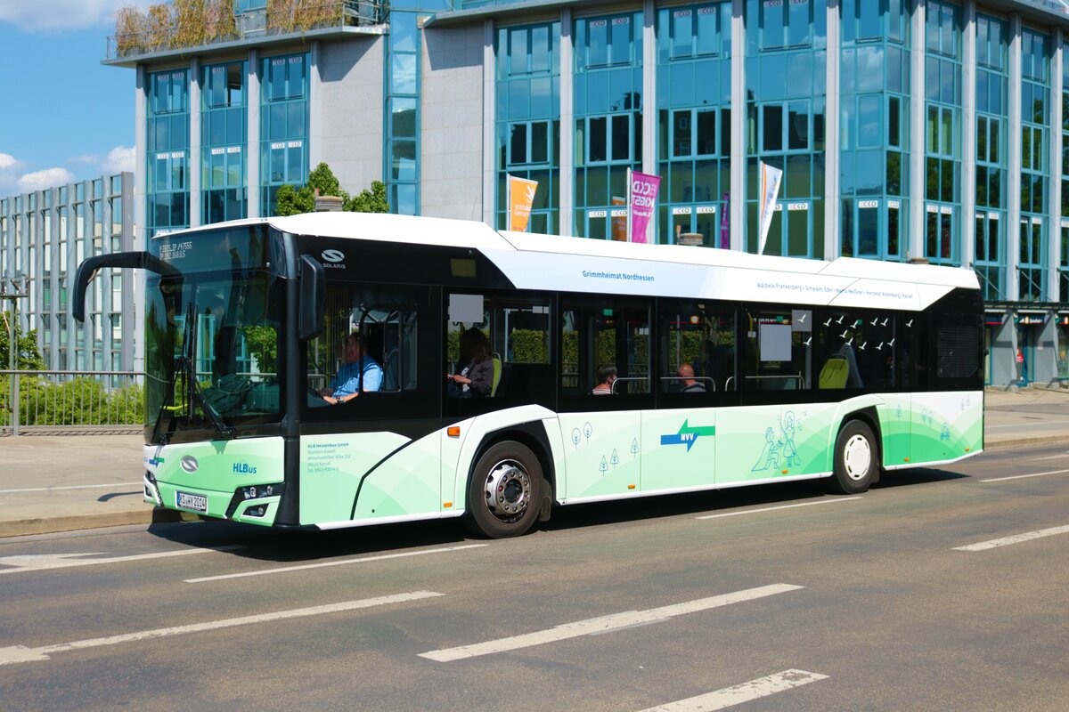 HLB Bus Solaris Urbino 12 im neuen NVV Design am 14.05.22 in Kassel