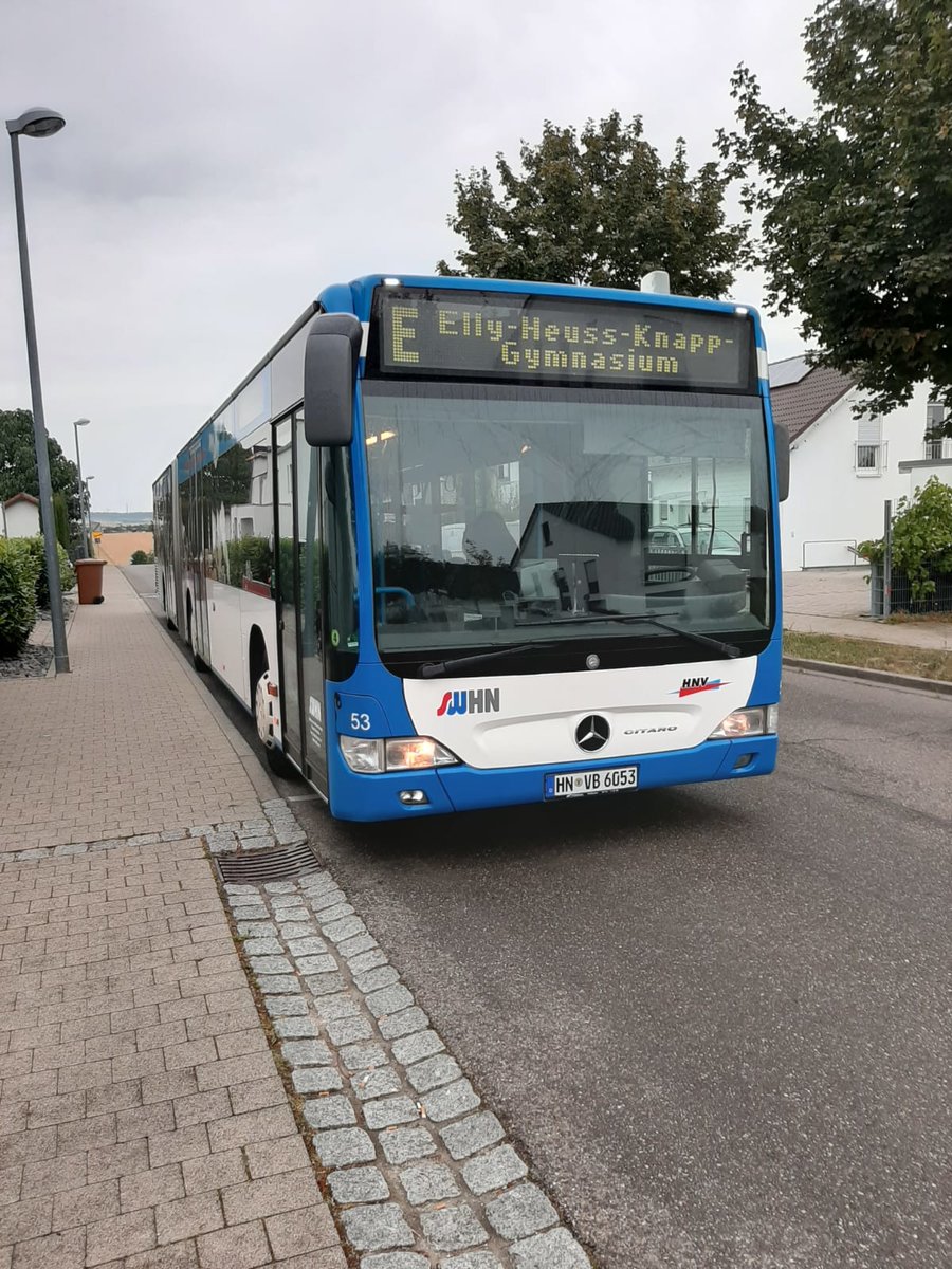 HN-VB-6053/Wagen 53 (Baujahr 2010, Euro 5(6)) der Stadtwerke Heilbronn fährt als E-Wagen (Schulbus) und wirbt für die Kreissparkasse Heilbronn. 

Bustyp: o530 Facelift G
Zeitpunkt: 15.07.2020