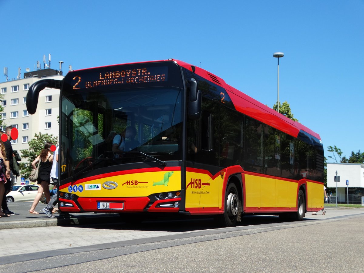 HSB Solaris Urbino 12 Wagen 17 Downside am 23.06.16 in Hanau Hbf