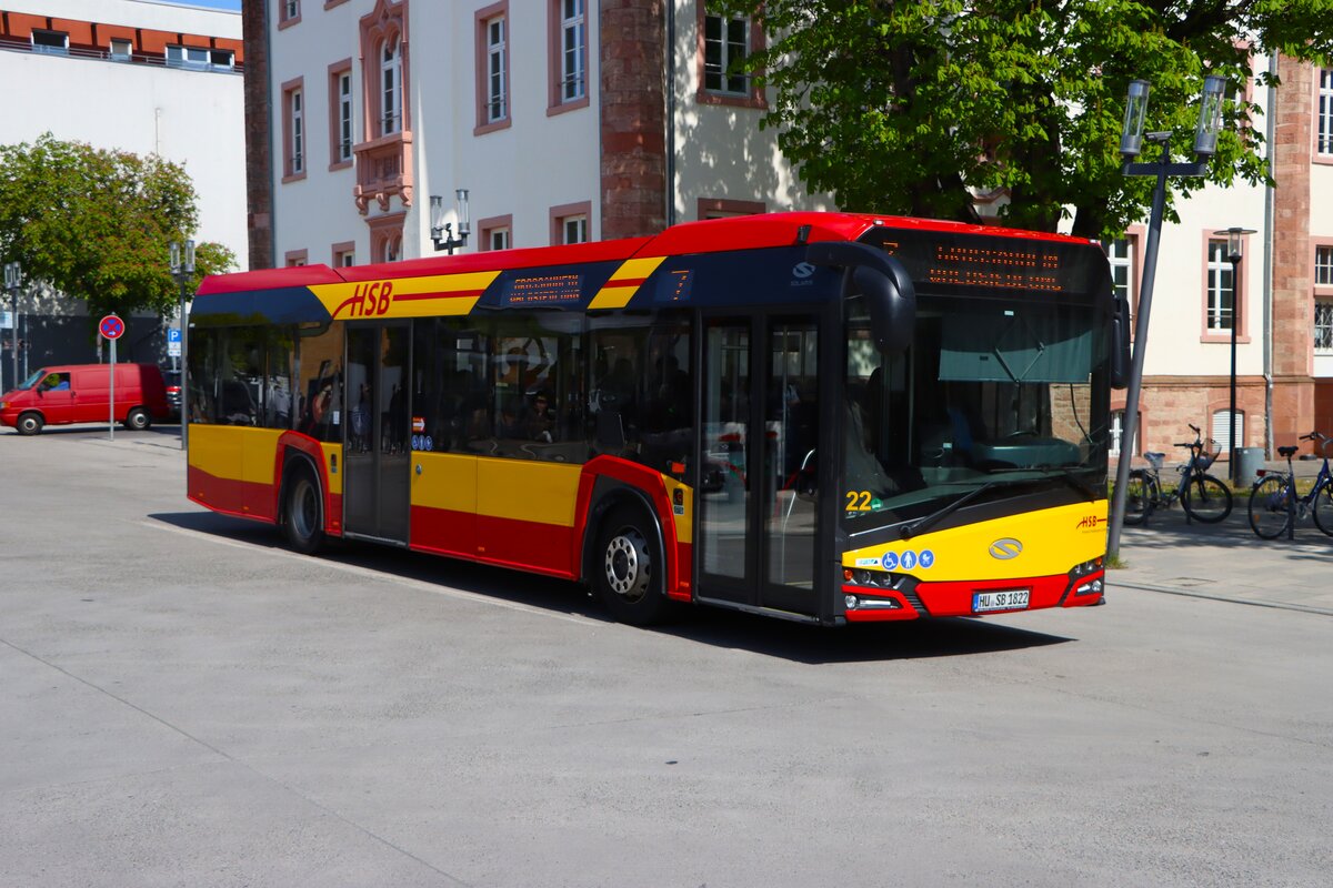 HSB Solaris Urbino 12 Wagen 22 am 14.04.26 in Hanau Freiheitsplatz