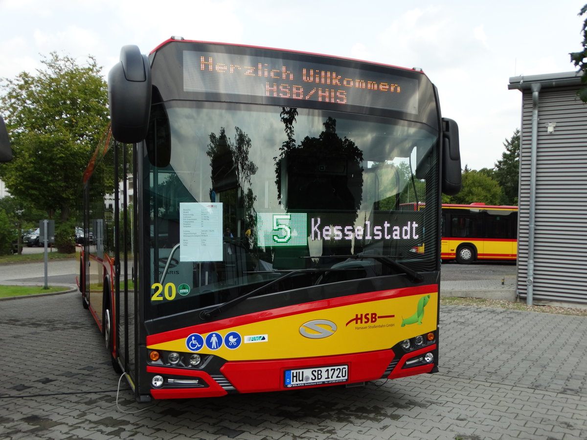 HSB Solaris Urbino 18 Wagen 20 am 26.08.17 beim Tag der offenen Tür der Hanauer Straßenbahn 