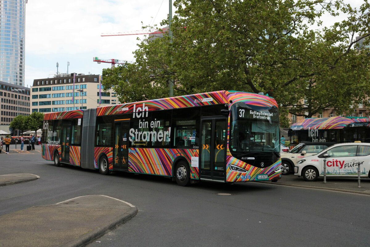 ICB Irizar Elektrogelenkbus Wagen 471 am 02.07.21 in Frankfurt am Main Hbf