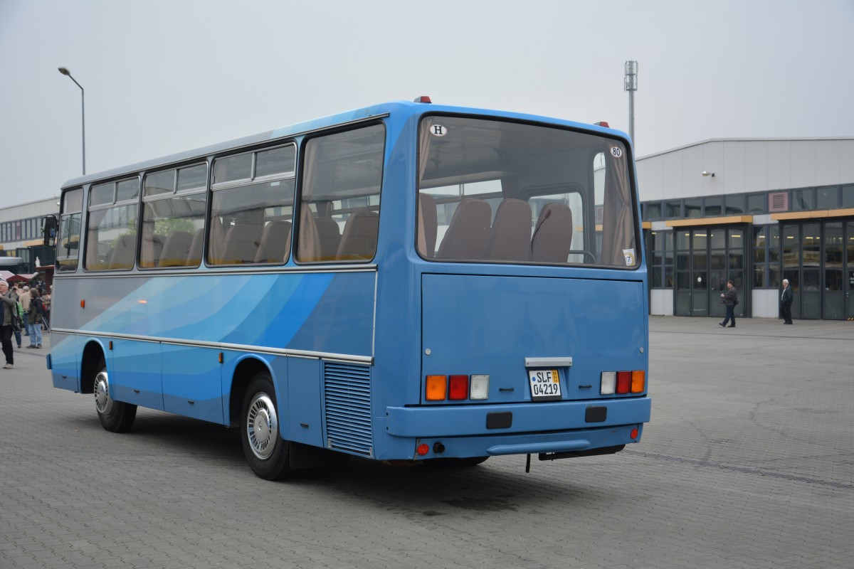 Ikarus 211 in Dresden Gruna (SLF-04219). Aufgenommen am 06.04.2014.