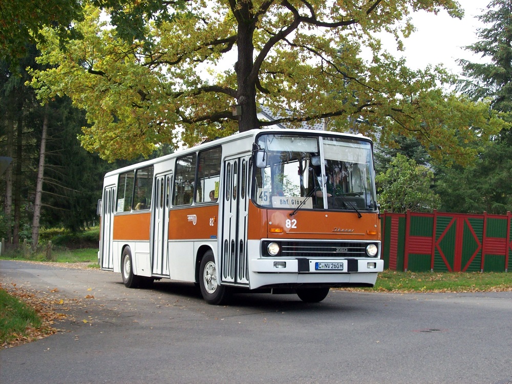 Ikarus 260 - C NV 260 H - Wagen 82 - in Chemnitz, am Feierabendheim Glösa - am 5-Oktober-2014 --> Fotosonderfahrt