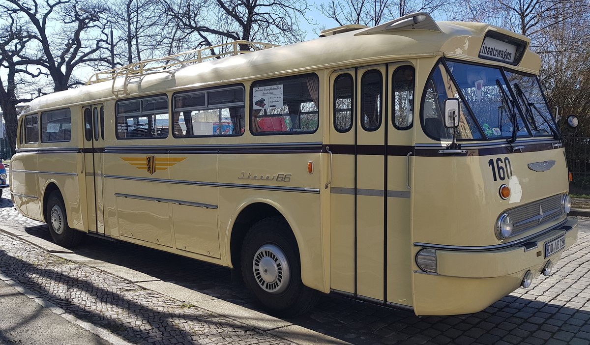 Ikarus 66 der Dresdner Verkehrsbetriebe in Dresden am 06.04.2018