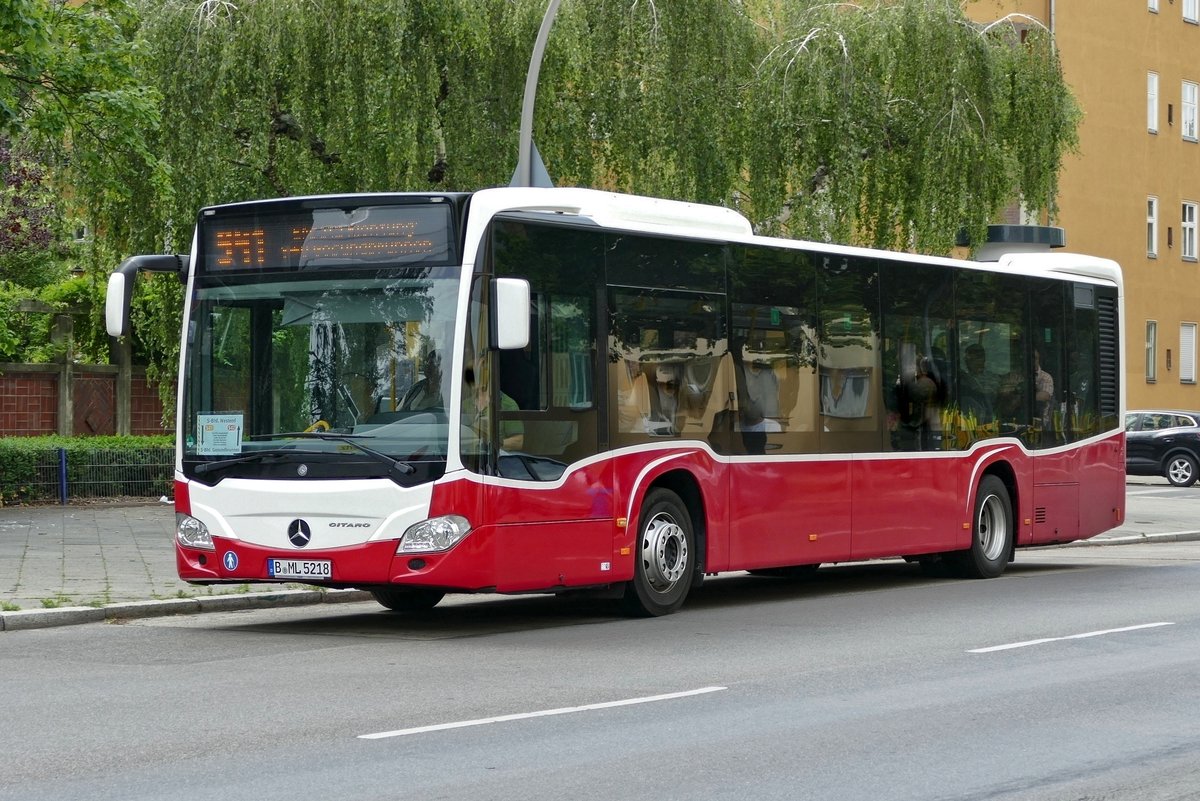 Im DB Ersatzverkehr /SEV der S -Bahn Berlin -S41&S42 der Mercedes -Benz MB Citaro C2, B-ML 5218, von 'MELA -Reisen', Berlin im Juni 2019.