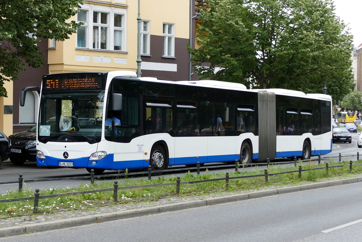 Im DB Ersatzverkehr /SEV der S -Bahn Berlin -S41&S42, dieser Mercedes Benz MB Citaro C2 G, B-ML 5219 von MELA -Reisen. Berlin im Juni 2019.