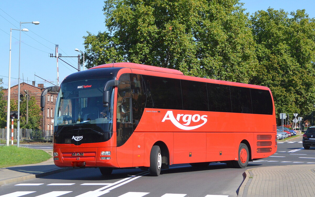 Im öffentlichen Nahverkehr (Fa. Argos) der polnischen Kleinstadt Kostrzyn nad Odrą fahren auch MAN Lion´s Coach Reisebusse, ich nehme an als Überlandbusse?, 14.09.21 