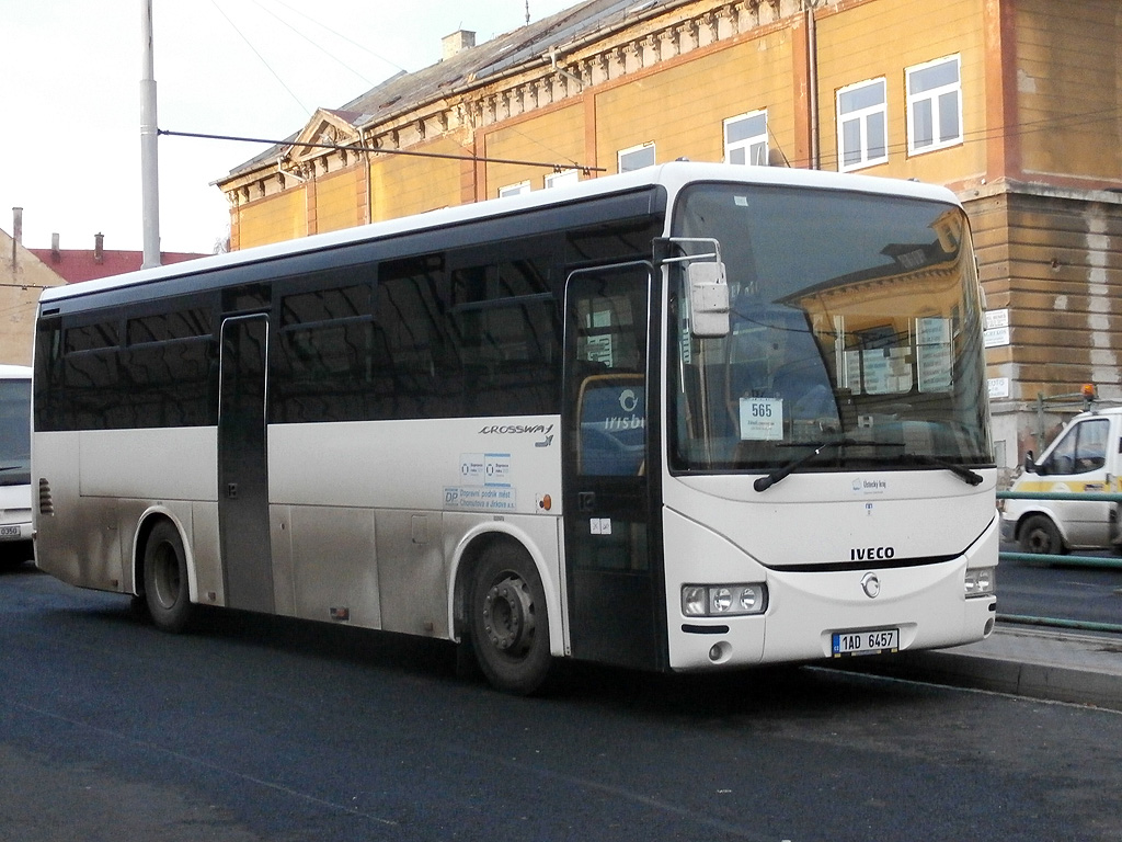 Irisbus Crossway 10.6 M in Chomutov. Der DPCHJ endet am 31.12.2014 auf der Regionallinien. (23.12.2014)