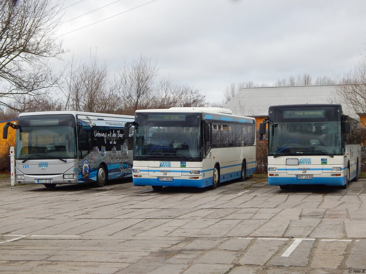Irisbus Crossway und MAN Lion's Classic und MAN SÜ 283 der MVVG in Neubrandenburg am 30.12.2018