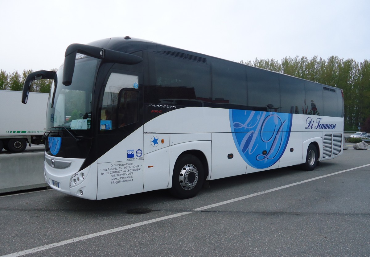 Irisbus Magelys, Di Tommaso, près de Payerne printemps 2'15