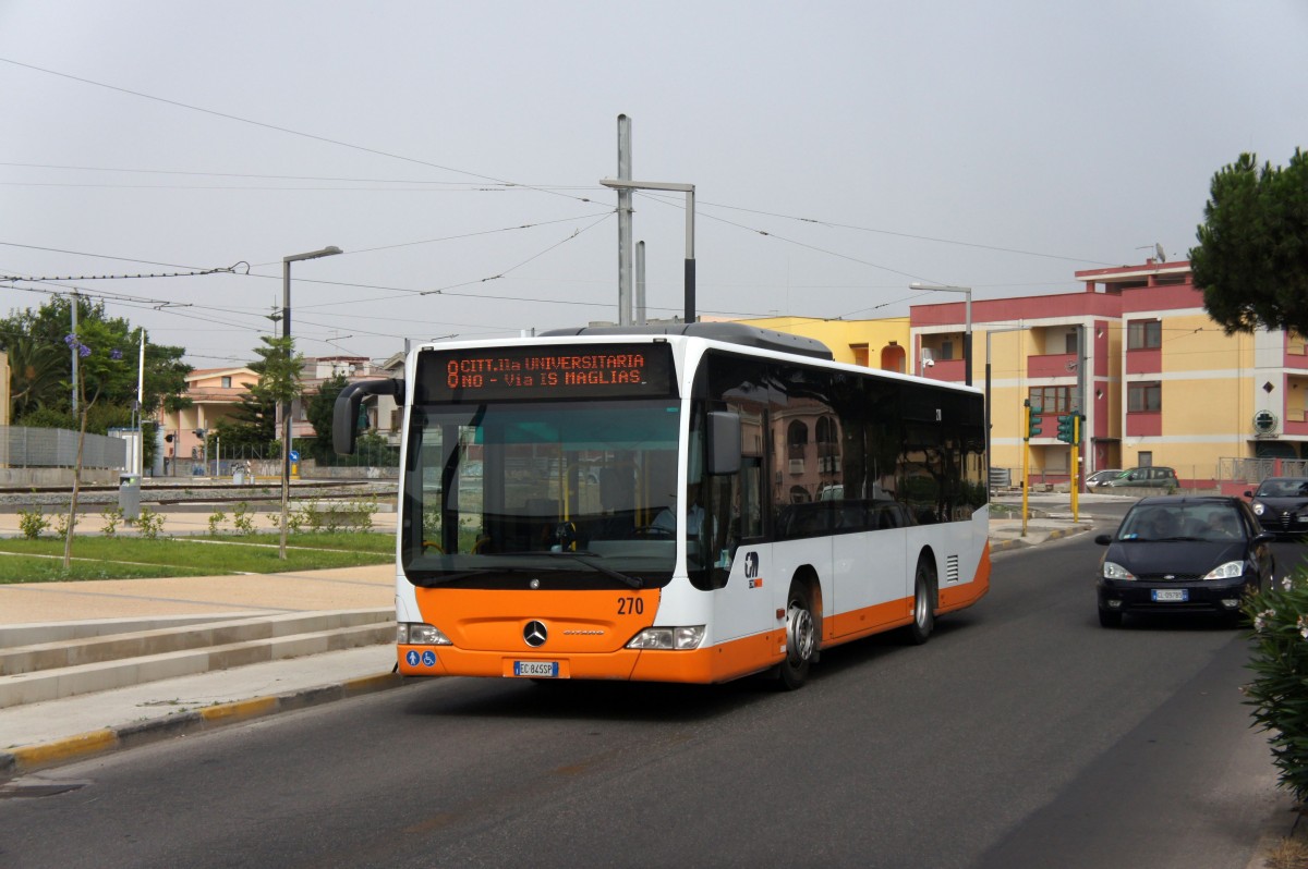 Italien / Sardinien / Stadtbus Cagliari: Mercedes-Benz Citaro K der CTM Cagliari, aufgenommen im Juni 2014 an der Haltestelle  Monserrato San Gottardo  in Cagliari.