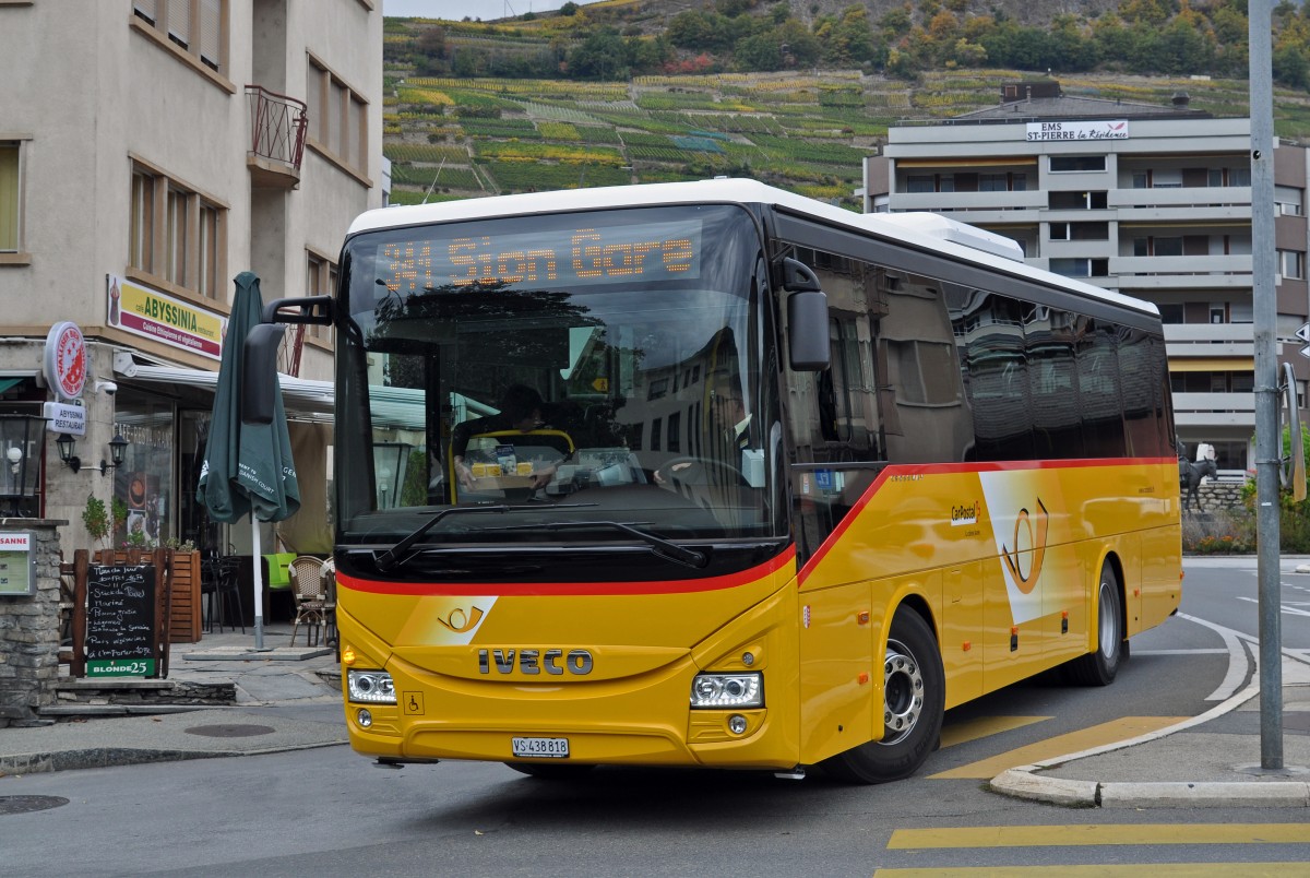 Die bus. Iveco Bus. Red Iveco Bus. Автобусы Ивеко средний класс. Midi Bus Iveco.