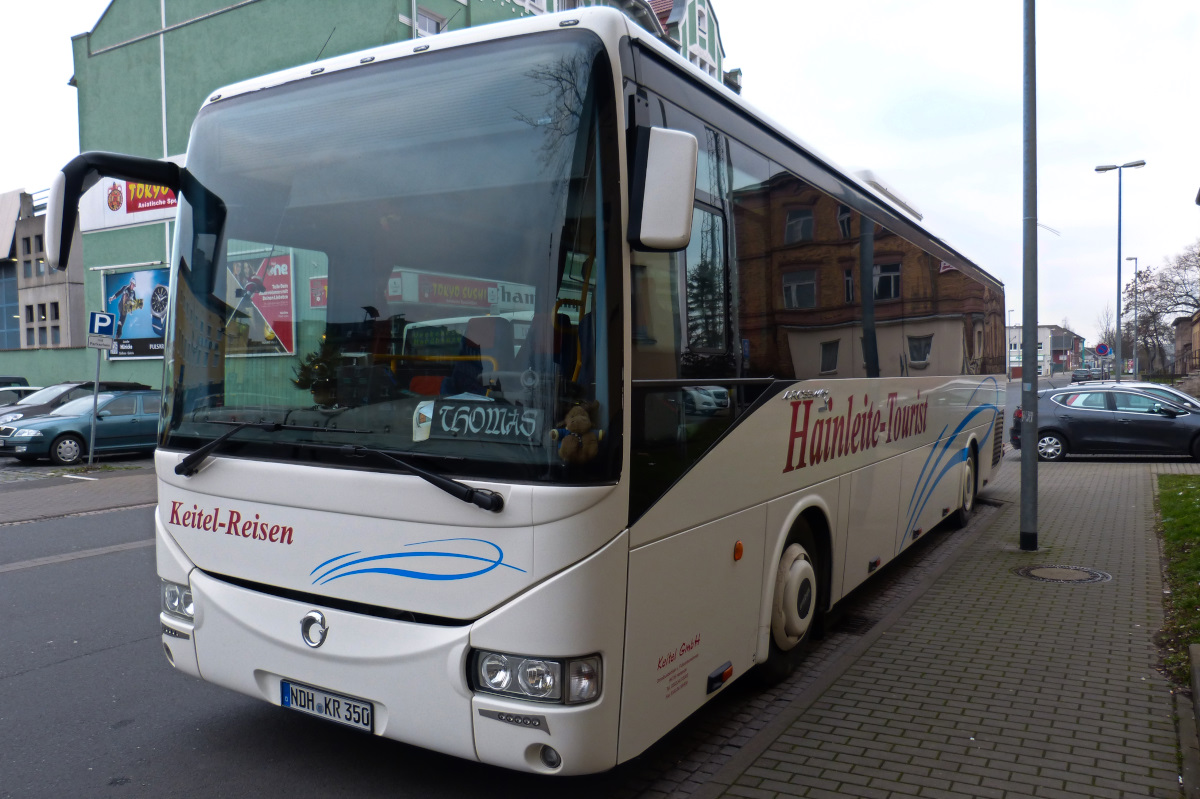 Iveco Crossway von Keitel-Reisen aus Hainrode in der Innenstadt von Nordhausen 30.12.2015