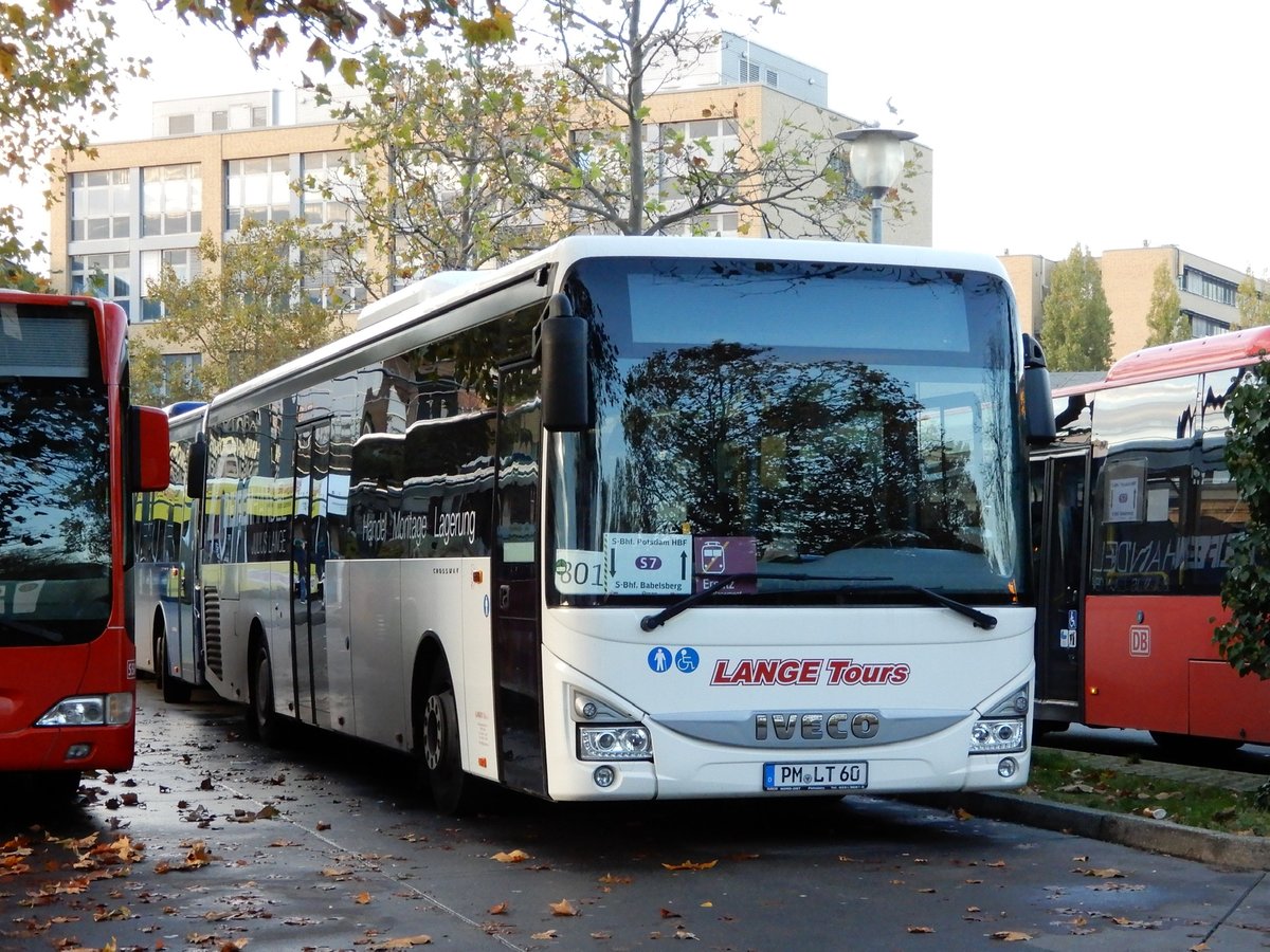 Iveco Crossway LE, SEV S7, Lange Tours, Potsdam 01.Nov.2020
